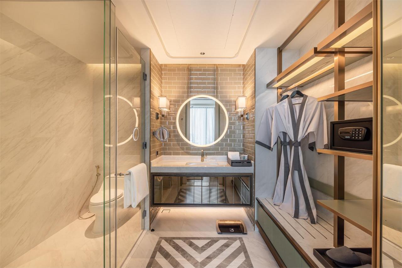 Eastin Grand Hotel Phayathai Bangkok Esterno foto Bathroom